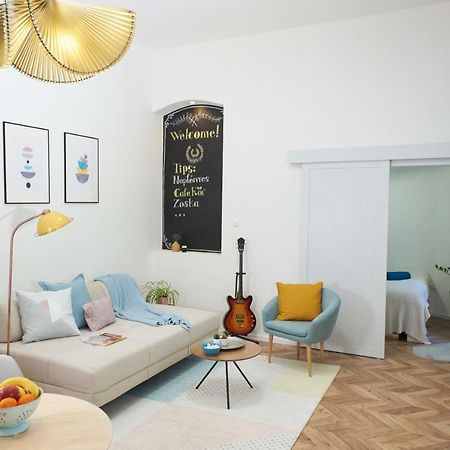 Self Check-In Cozy Stylish Flat By Vaci Street Apartment Budapest Bagian luar foto