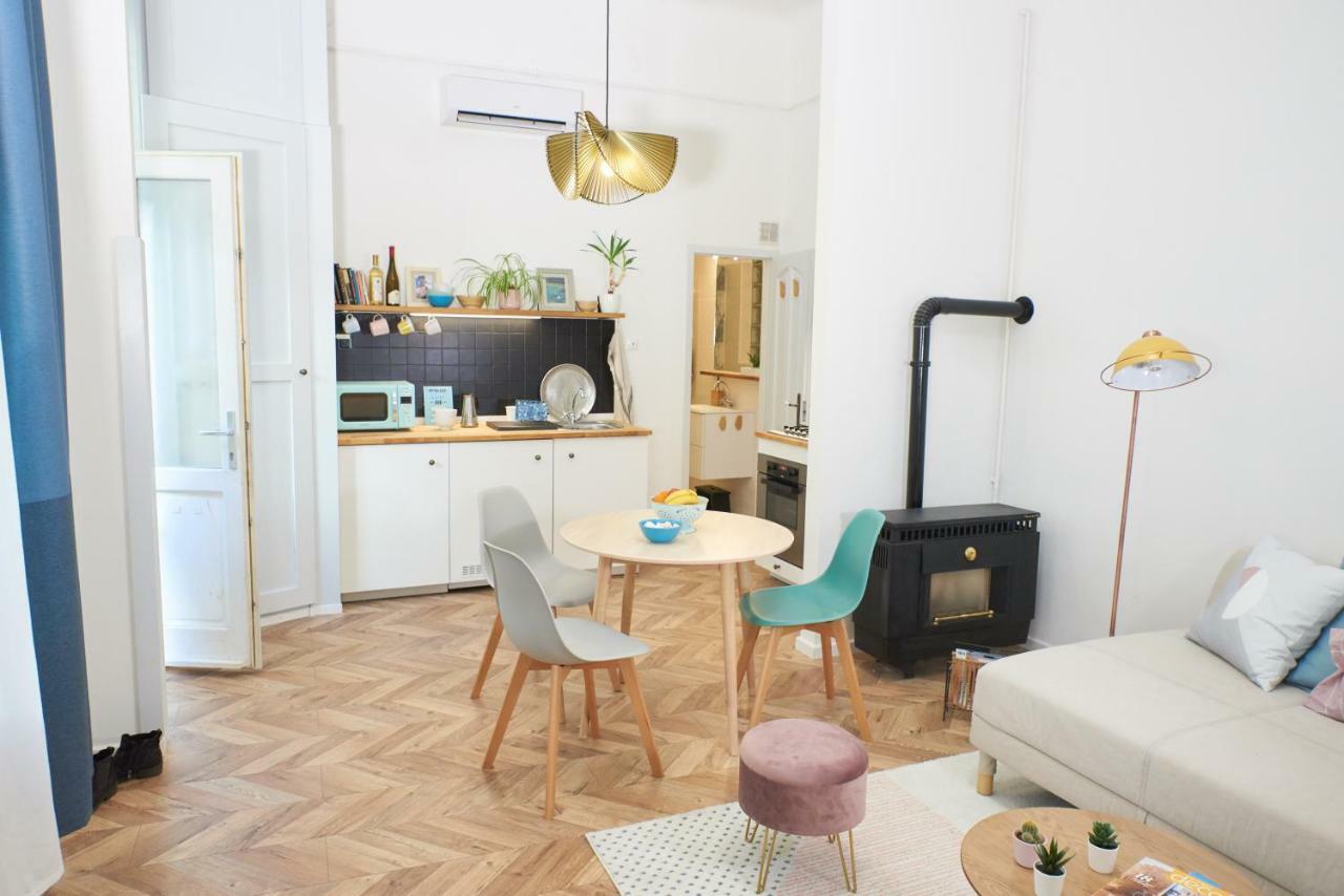 Self Check-In Cozy Stylish Flat By Vaci Street Apartment Budapest Bagian luar foto