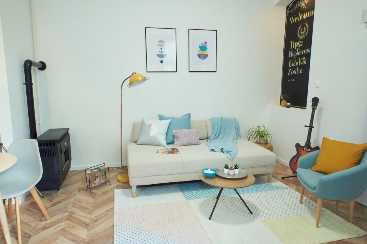 Self Check-In Cozy Stylish Flat By Vaci Street Apartment Budapest Bagian luar foto