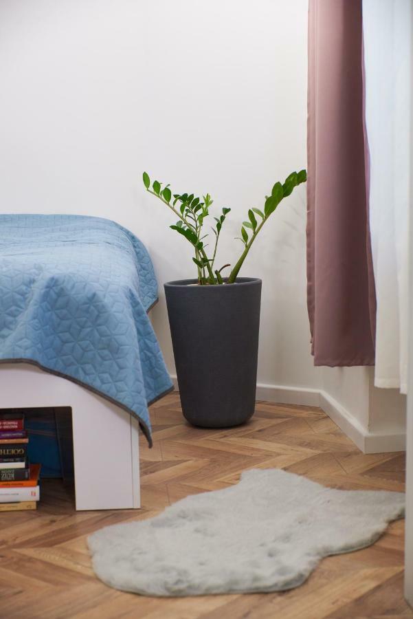 Self Check-In Cozy Stylish Flat By Vaci Street Apartment Budapest Bagian luar foto